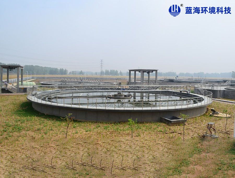 周邊傳動(dòng)刮泥機2